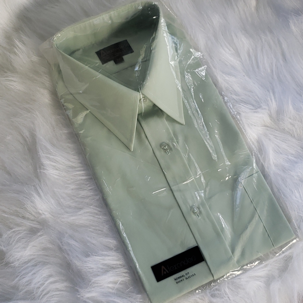 NEW Alexander's Green Butto Down Short Sleeve Shirt 16